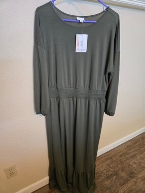 Lularoe Light Olive Green Maxi Dress with Elastic Waist And Pockets, medium